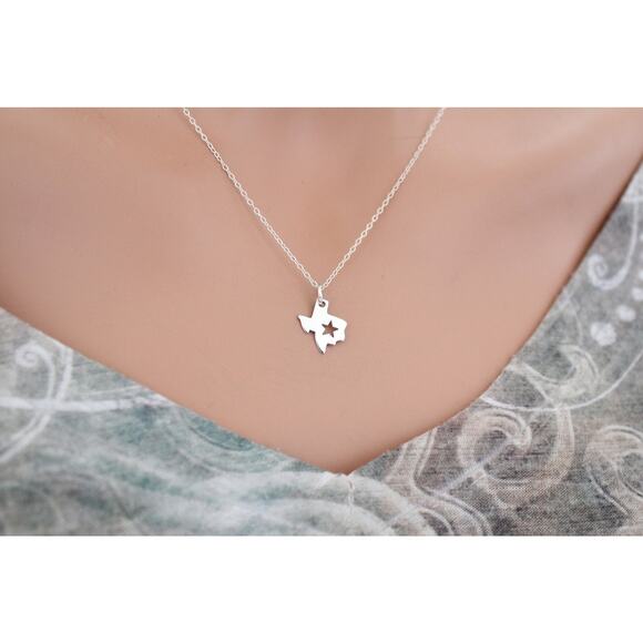 Sterling Silver Texas with a Star Charm Pendant Necklace - Picture 3 of 3